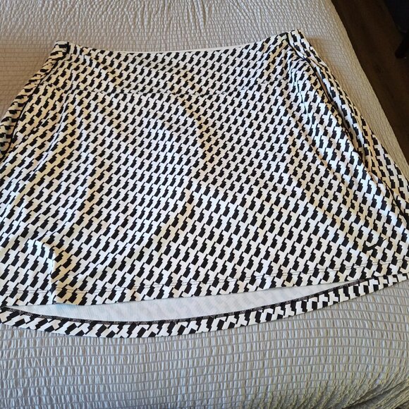 NIKE- Women's Dri-FIT Victory UV Houndstooth Print 17" Golf Skort- XXL - Picture 1 of 3